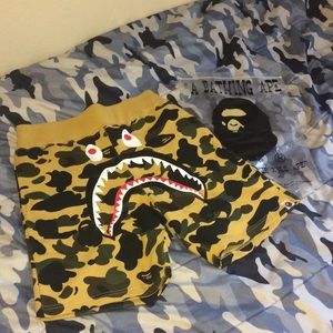 #bape 1st camo yellow shark shorts
